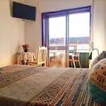 Rum i privatbostad Enjoy Estacao - Charming Bedrooms In The Historic Center